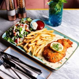 Schnitzel mit Pommes